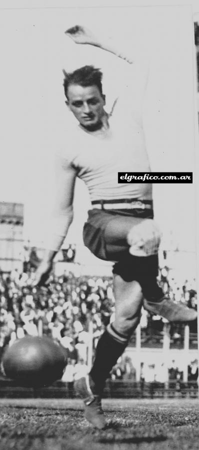 Imagen Mazali estaba destinado para la actividad deportiva: además de sus logros atléticos y futbolísticos fue campeón nacional de basquet con el club Olimpia en 1923.