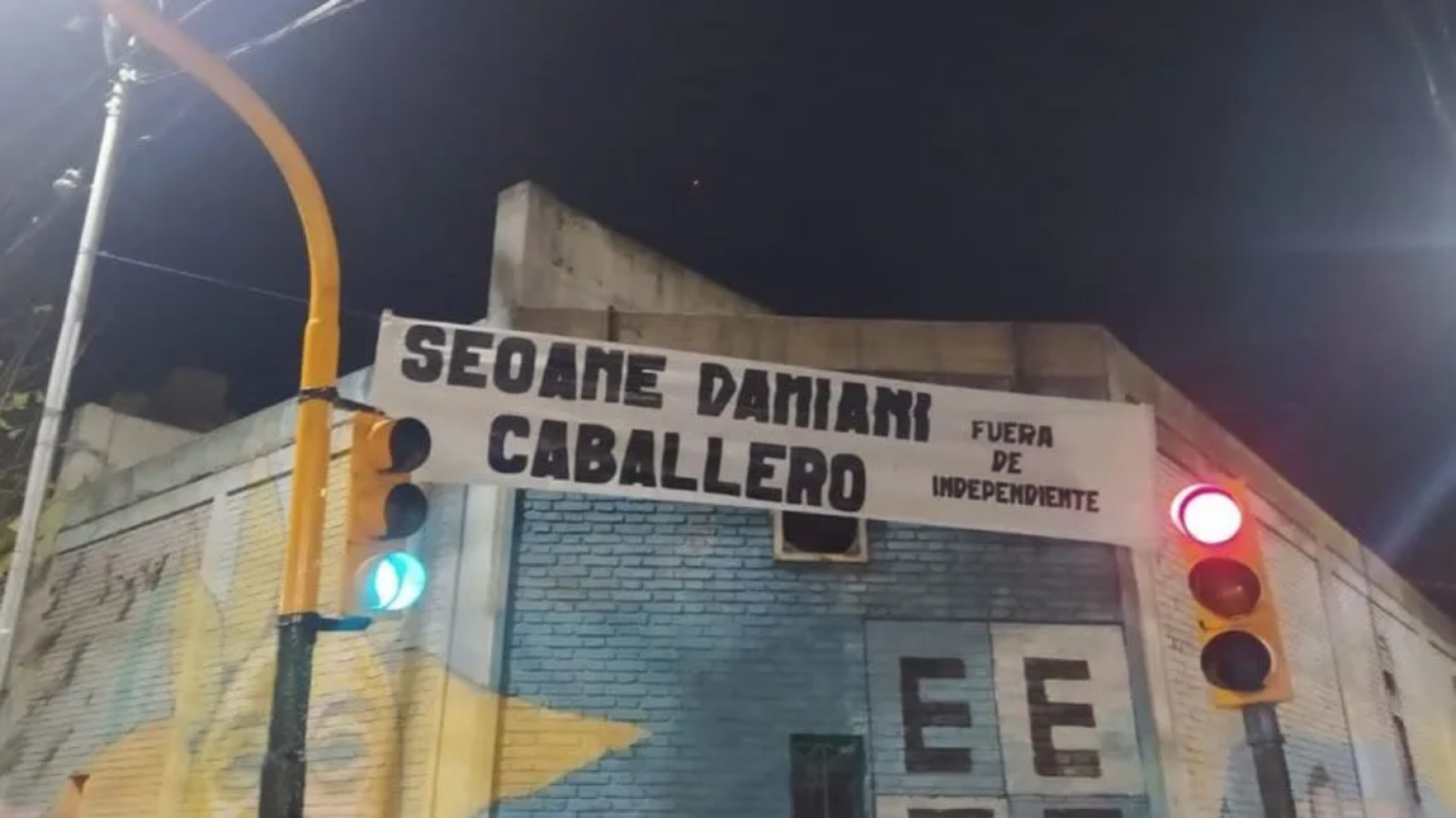 Imagen Aparecieron los famosos pasacalles.