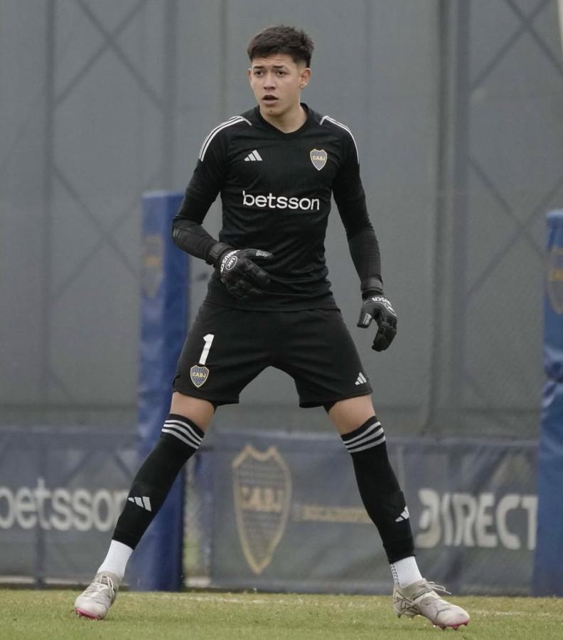 Imagen Fernando Rodríguez tiene 21 años y ya tiene contrato profesional con Boca hasta 2028.