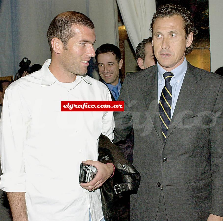 Zidane. El francés fue el segundo galáctico adquirido en la gestión Pérez-Valdano.