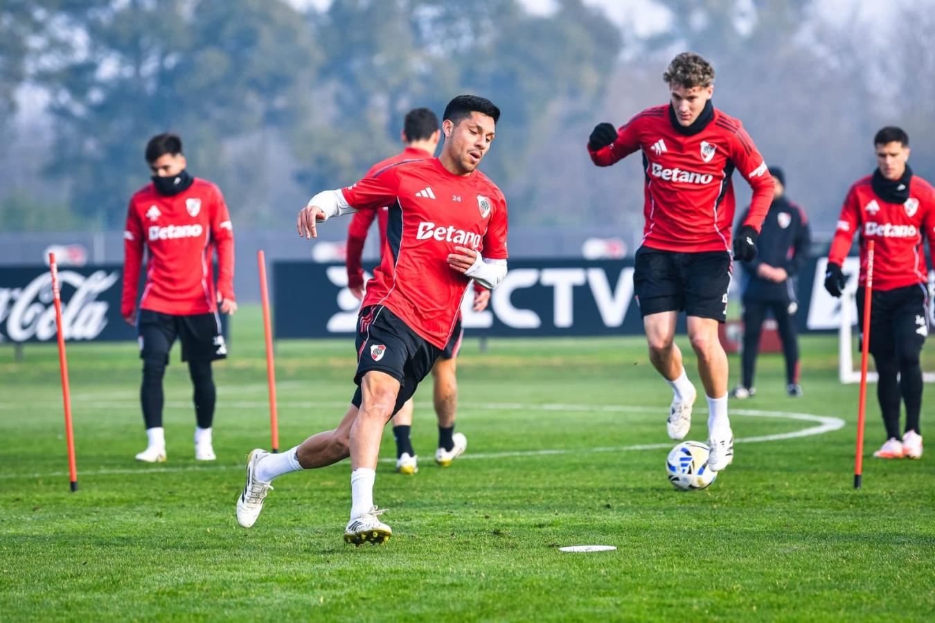 Imagen River debutará el domingo ante Platense.