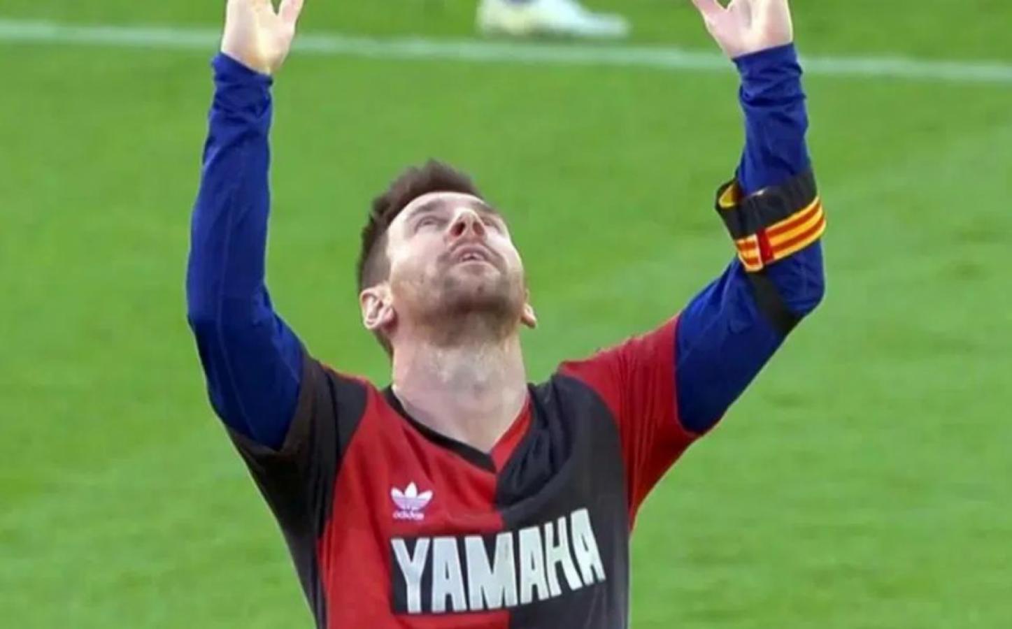 Imagen Messi y el homenaje a Maradona.
