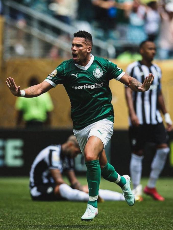 Imagen Por Paulinho, Palmeiras le pagó a Atlético Mineiro 18 millones de euros.