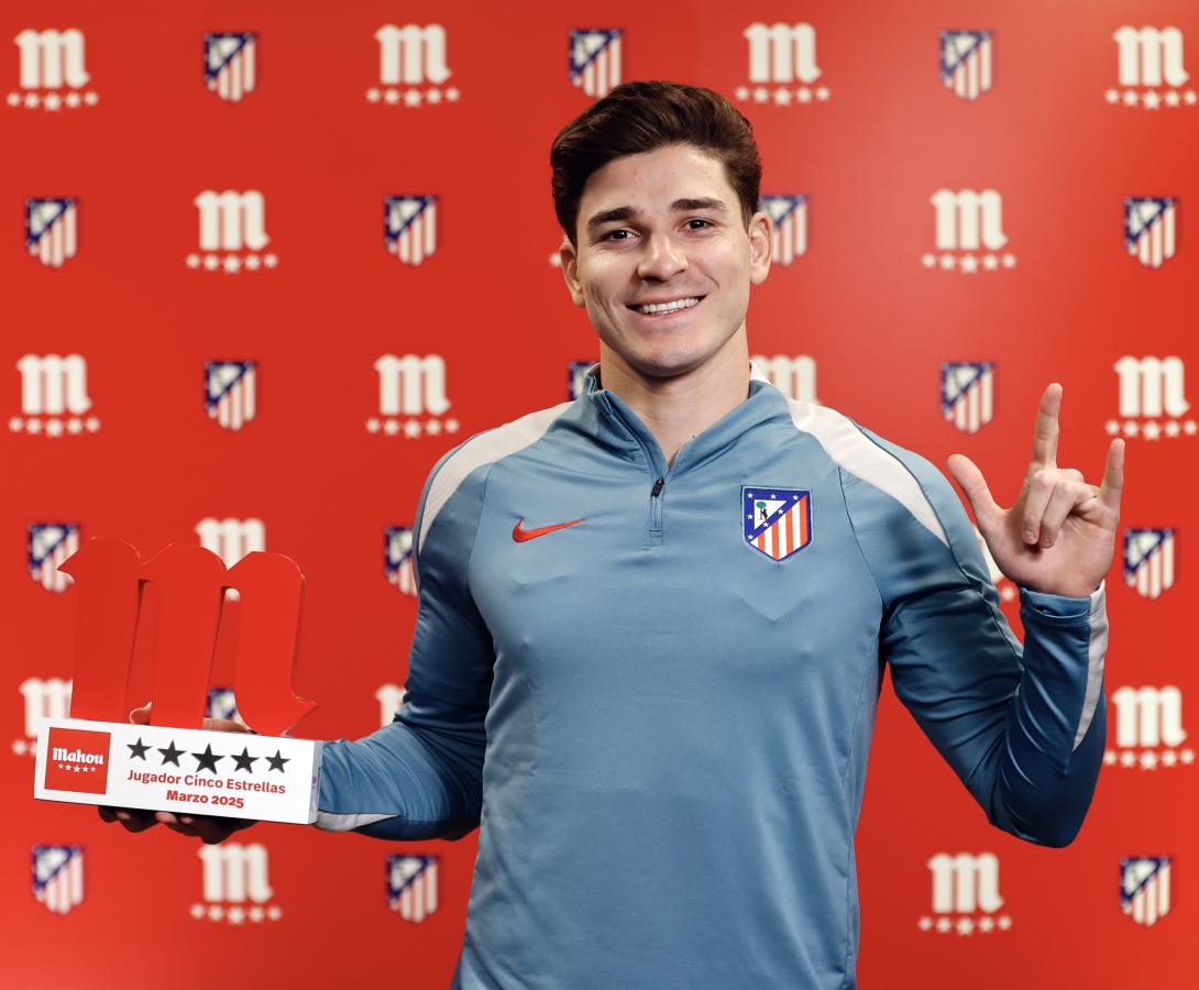 Imagen Julián Álvarez ganó el premio al mejor jugador de marzo de su club.