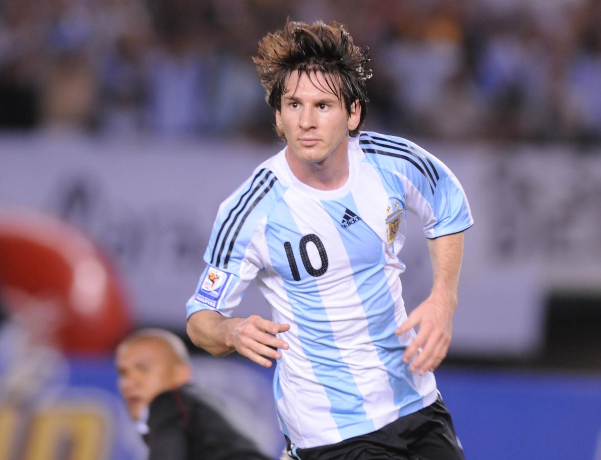 Imagen Lionel Messi, primer gol en su primer partido con la 10. Foto: Fotobaires