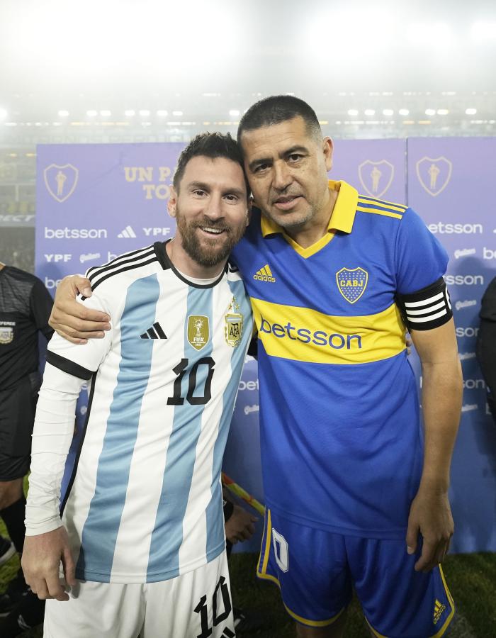 Imagen Riquelme y Messi, un encuentro cumbre.
