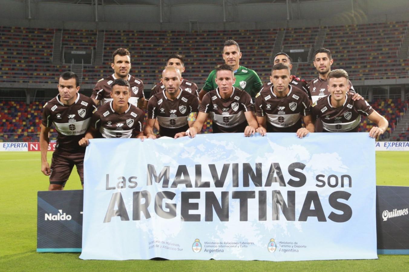 Imagen Sentido homenaje por los caídos en Malvinas. Platense
