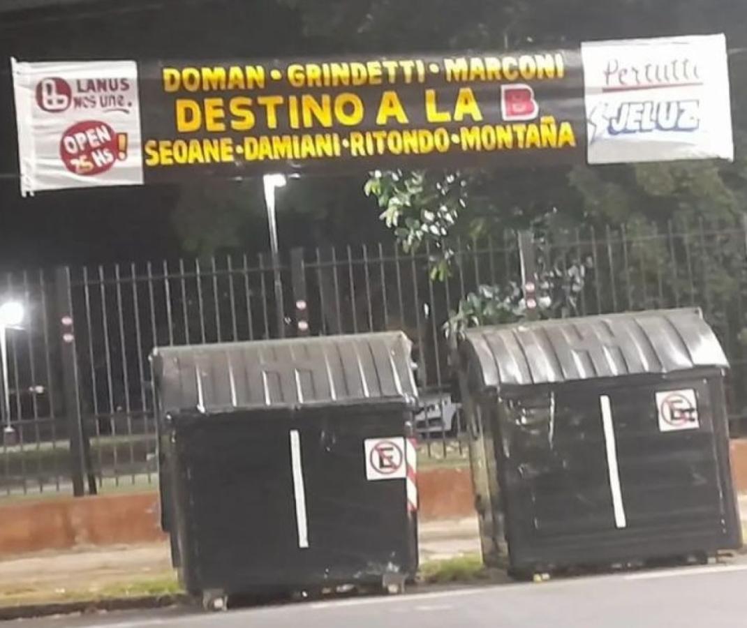 Imagen El pasacalles que apareció en las cercanías de la cancha de Independiente.