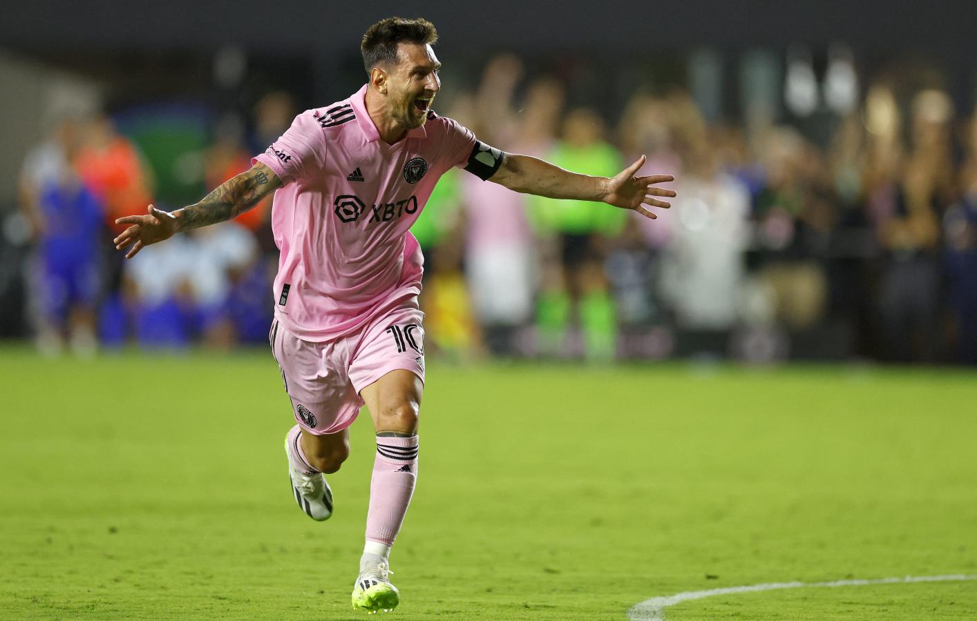 Histórico Messi superó a Maradona en el ranking mundial de jugadores