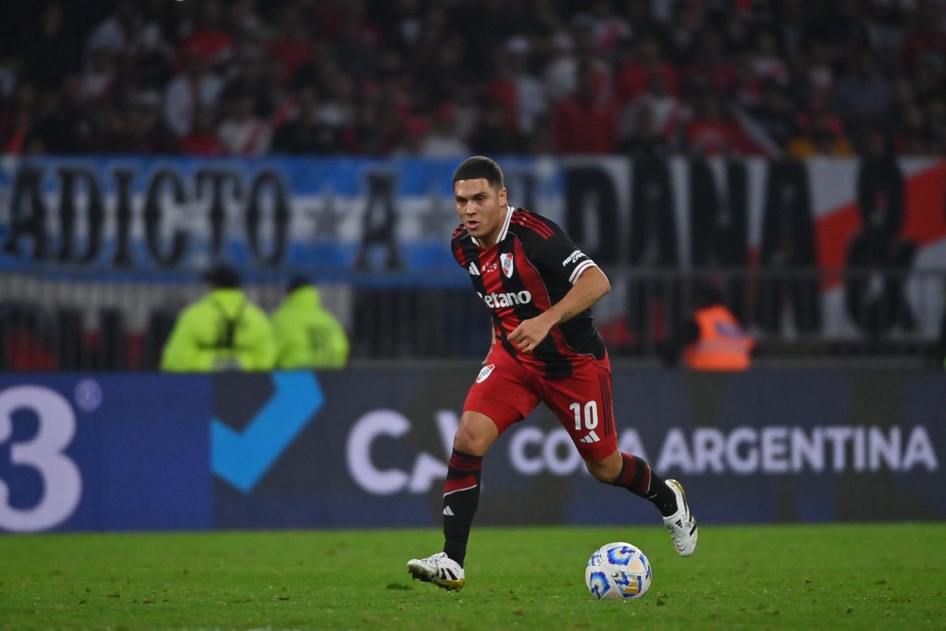 Imagen Juanfer Quintero podría ser titular ante el Tomba