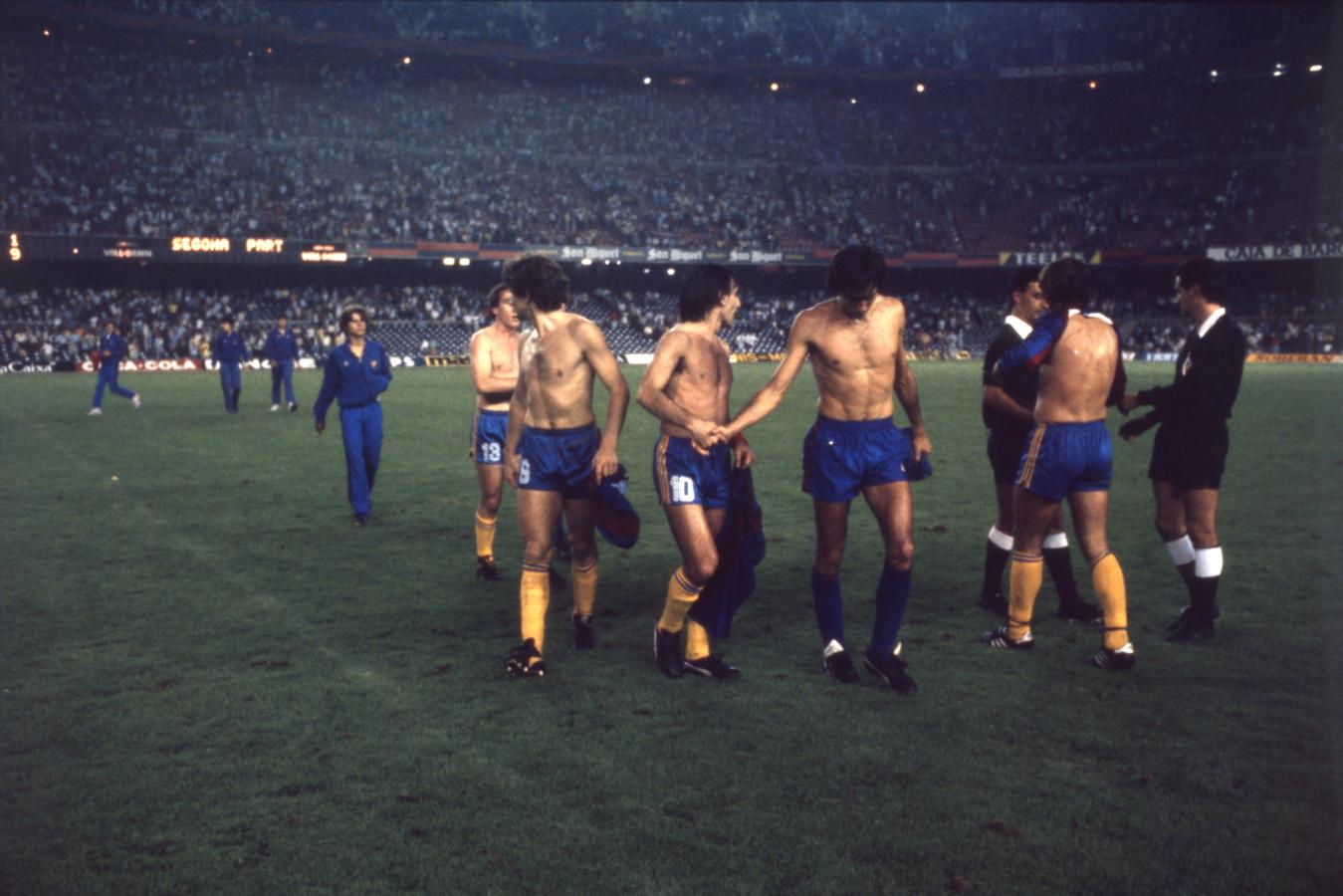 Imagen Matabós, Morena, Vázquez y Mouzo encabezan la triste salida de Boca. Foto: Archivo El Gráfico