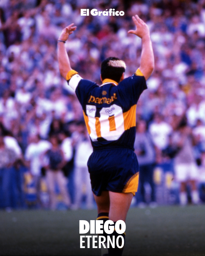 Imagen Es una imagen del histórico partido de regreso oficial de Diego Maradona a Boca frente a Colón, disputado el 7 de octubre de 1995 en La Bombonera por el Apertura.