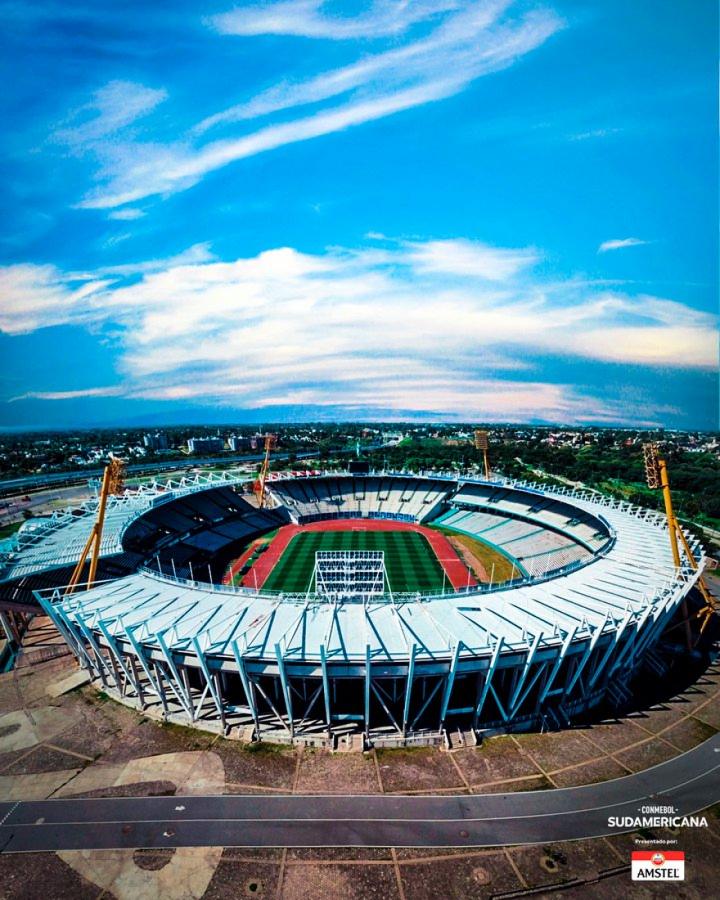 Imagen El estadio Kempes será el escenario del duelo entre Argentina y Colombia por las Eliminatorias