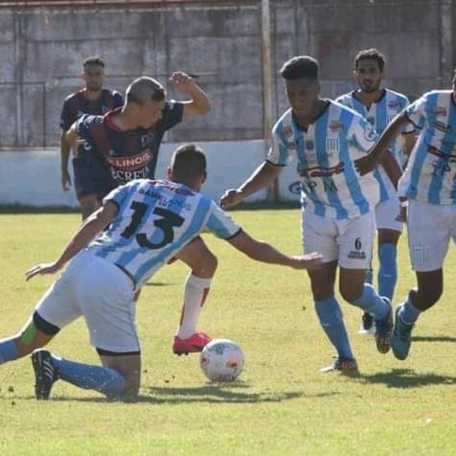 Imagen Santiago Flores, el día de su debut en Central Córdoba, el pasado noviembre