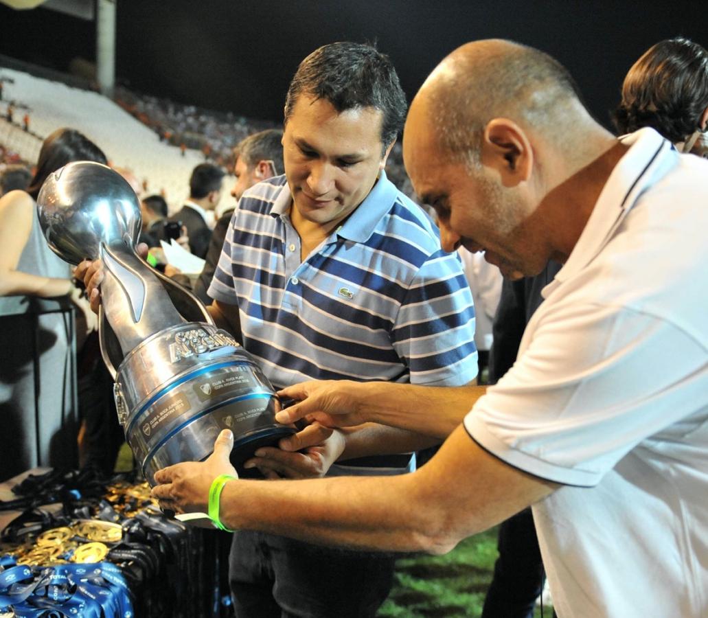 Imagen Colocan la chapa, River en el campeón de la Copa Argentina 2019.