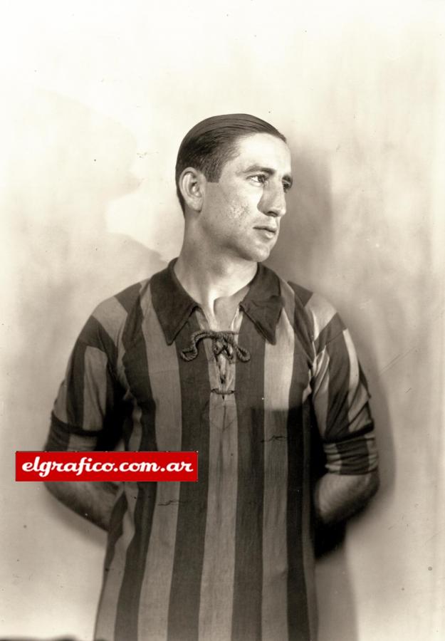 Imagen Enrique “Chueco” García retratado por la publicación en tiempos de Rosario Central, donde jugó desde 1932 hasta 1936.
