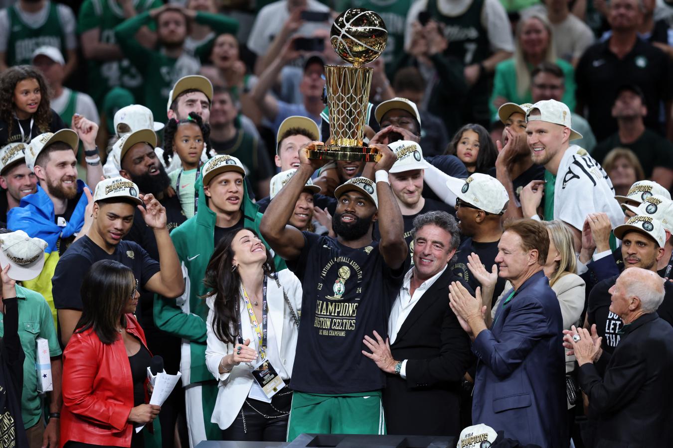 16 anos despues Boston se consagro campeon y paso a ser el mas ganador de la NBA El Grafico