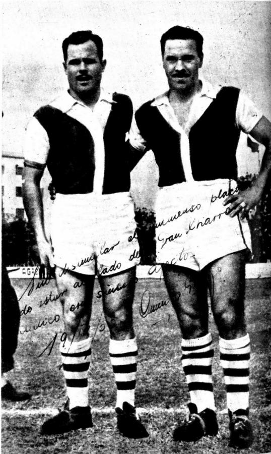 No podía dejar de documentar esta otra etapa de mi vida de futbolista, la que cumpliera por Ferro Carril Oeste, encontrando tan buenos compañeros y amigos, como este gran muchacho, Osvaldo Diez.