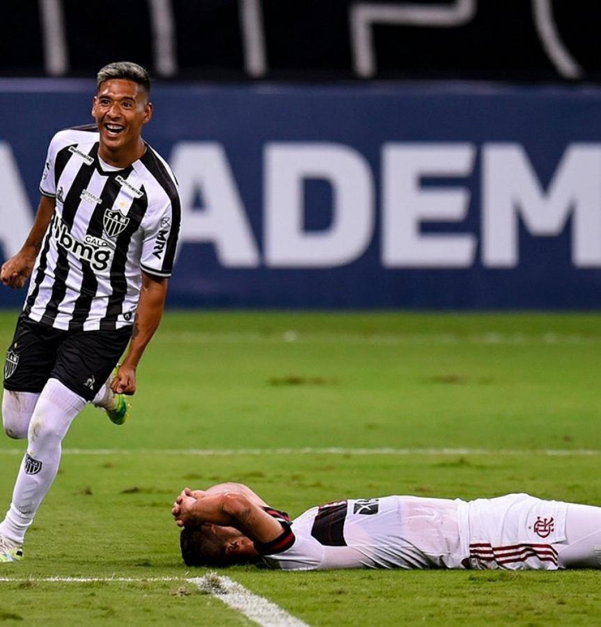 Imagen Zaracho selló la goleada del Mineiro.