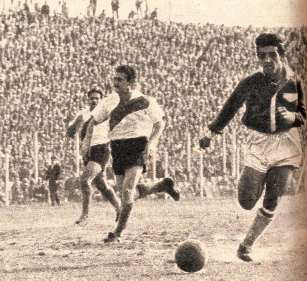 Otro jugador del que está "prohibida" para muchos hinchas su crítica: Calla. Pero lo que esos hinchas no saben es que el propio Calla las acepta y reconoce fundadas. Lo que quiere decir que las aprovecha y las necesita.