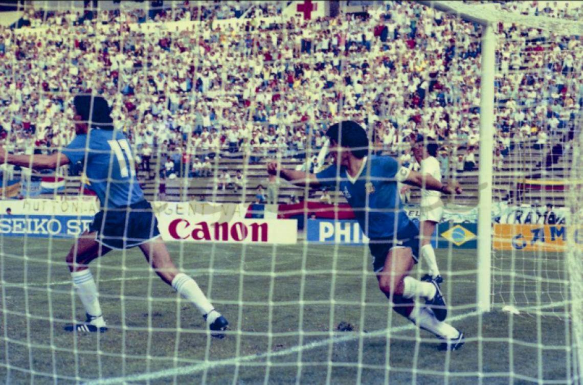 Imagen Diego grita el gol de Pasculli.