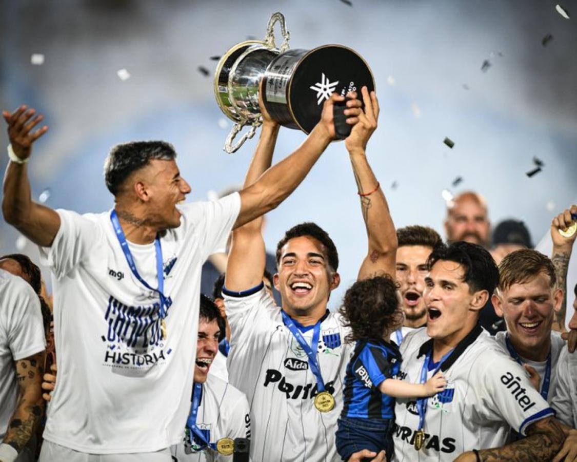 Liverpool se consagró campeón del fútbol uruguayo por primera vez