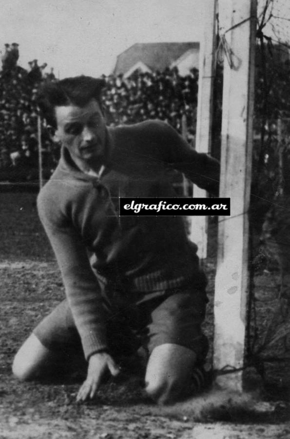 Imagen Mazali fue campeón olímpico como titular en 1924 y 1928, pero por problemas extrafutbolísticos se perdió el Mundial de 1930 en Uruguay.