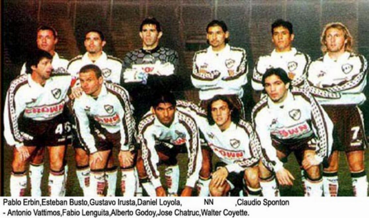 Imagen El equipo de Platense la última vez que enfrentó a Racing en el Clausura 1999
