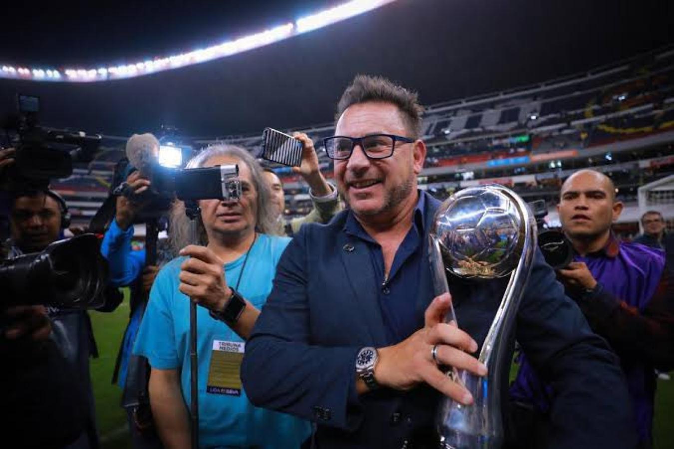 Imagen Mohamed subrayó que no tuvo ningún contacto con la dirigencia de Boca.