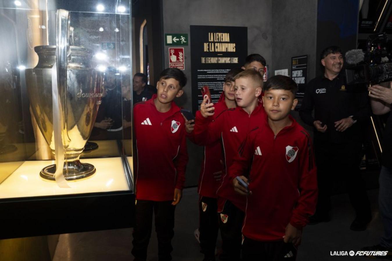 Imagen River dice presente en Madrid.