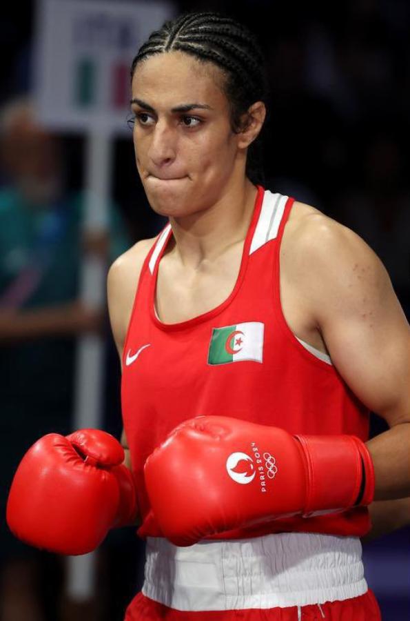 Imagen Imane Khelif, ganadora del oro olímpico, posee testículos internos según revela un informe médico.