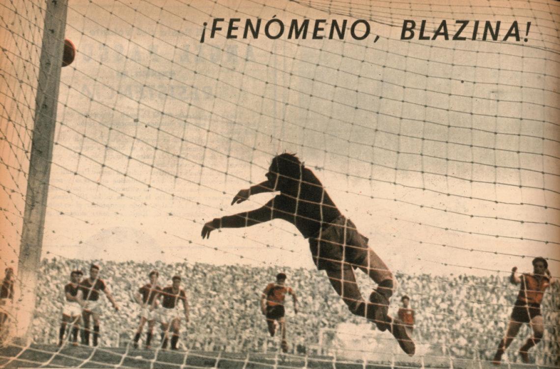 1946. San Lorenzo 2 –Independiente 1. Por foul de Zubieta a Cervino se acuerda un tiro penal que efectúa el citado puntero, y Blazina, en magnífico esfuerzo, desvía al córner. Ese día el arquero de San Lorenzo tuvo una actuación extraordinaria.