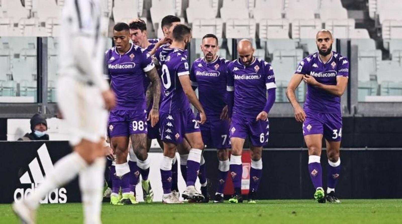Imagen Fiorentina sumó 3 puntos vitales para alejarse de la zona de riesgo