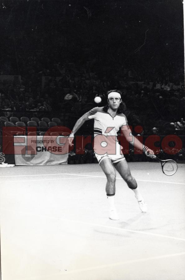 Imagen Guillermo Vilas (1977).