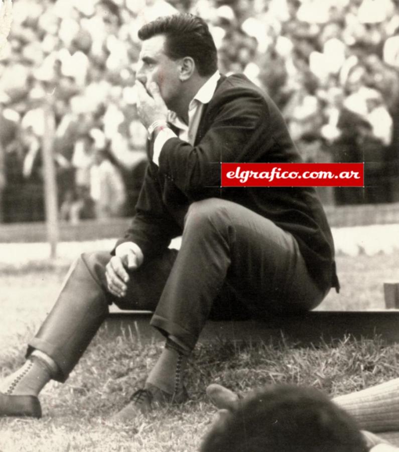 Fue director técnico de Ferro, All Boys y Atlanta.