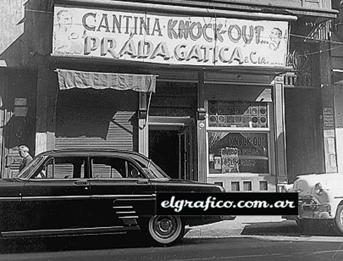 Después, ya retirados, en la cantina de Prada, Paraná y Sarmiento.