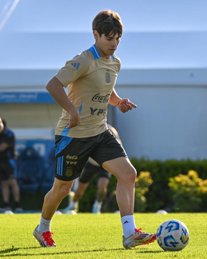 Imagen Benjamín Domínguez, con pasado reciente en el seleccionado, está en el radar de River.