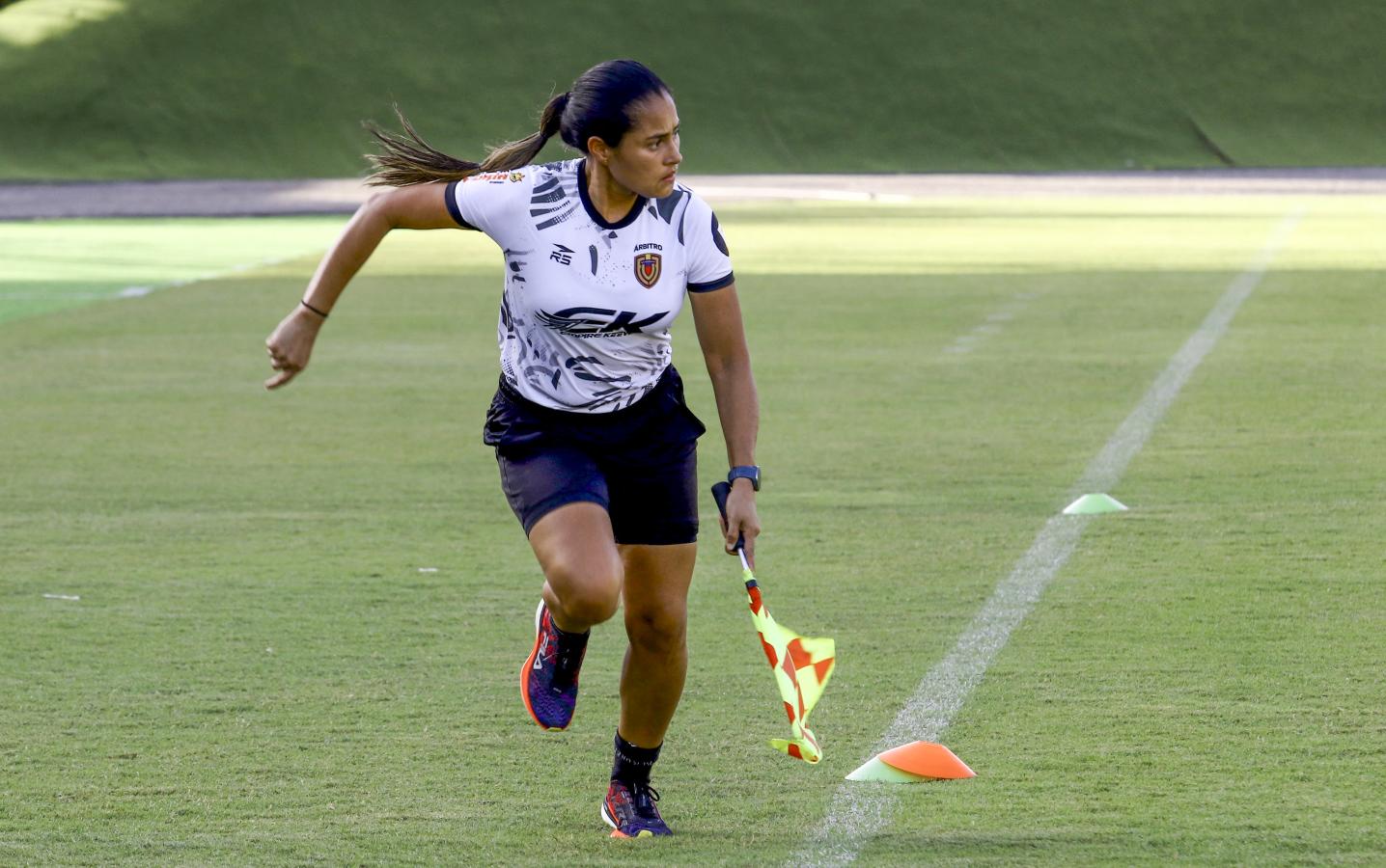Imagen El nuevo logro de las mujeres en el arbitraje de la Copa América 2024.