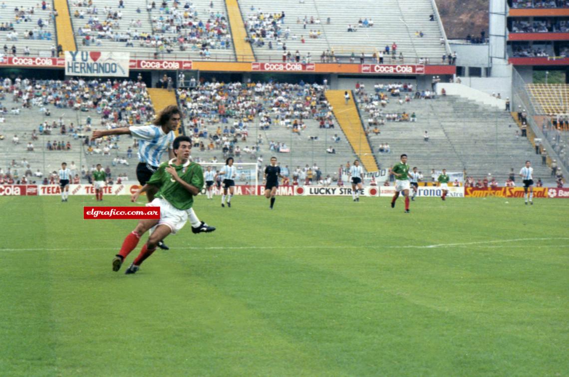 Imagen Primer gol de Argentina en la final. La potencia ya concida del Bati en su máximo esplendor.