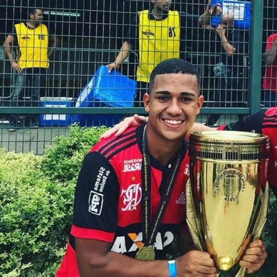 Imagen Samu Lino tuvo un paso por las inferiores en Flamengo entre 2017 y 2018.