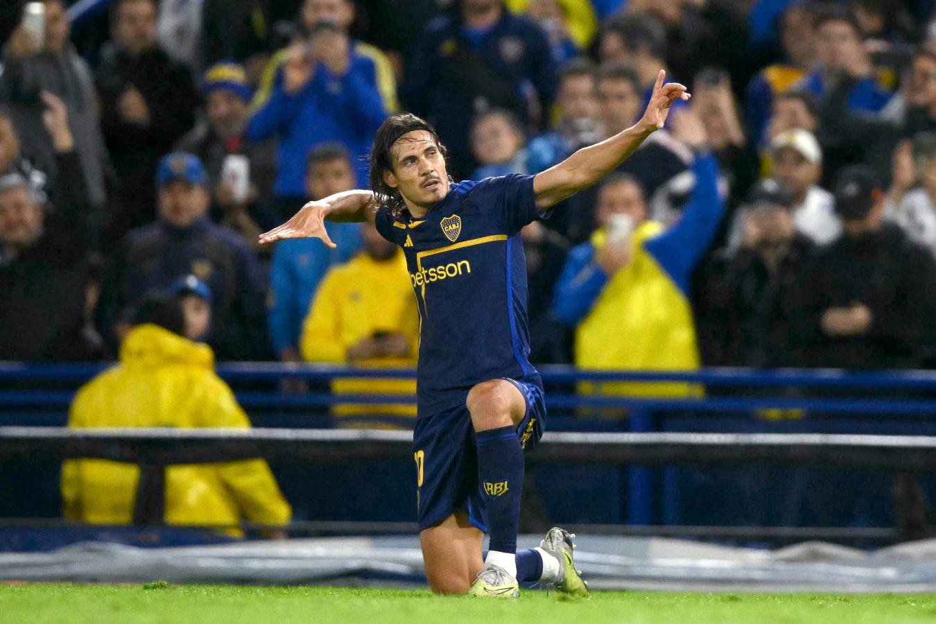 Edinson Cavani, un flechazo al corazón del hincha de Boca | El Gráfico