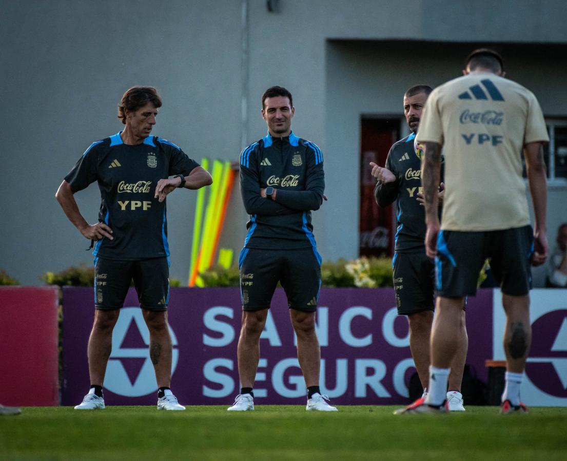 Imagen Lionel Scaloni determinó algunas bajas de la prelista: Ortega, Garnacho, Lo Celso y Echeverri.