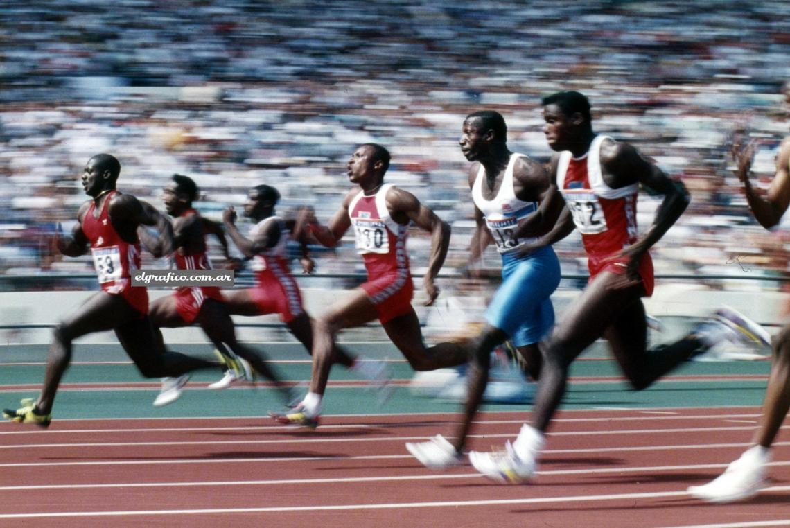 "La forma en que corrió no es propia de un ser humano." (Carl Lewis)