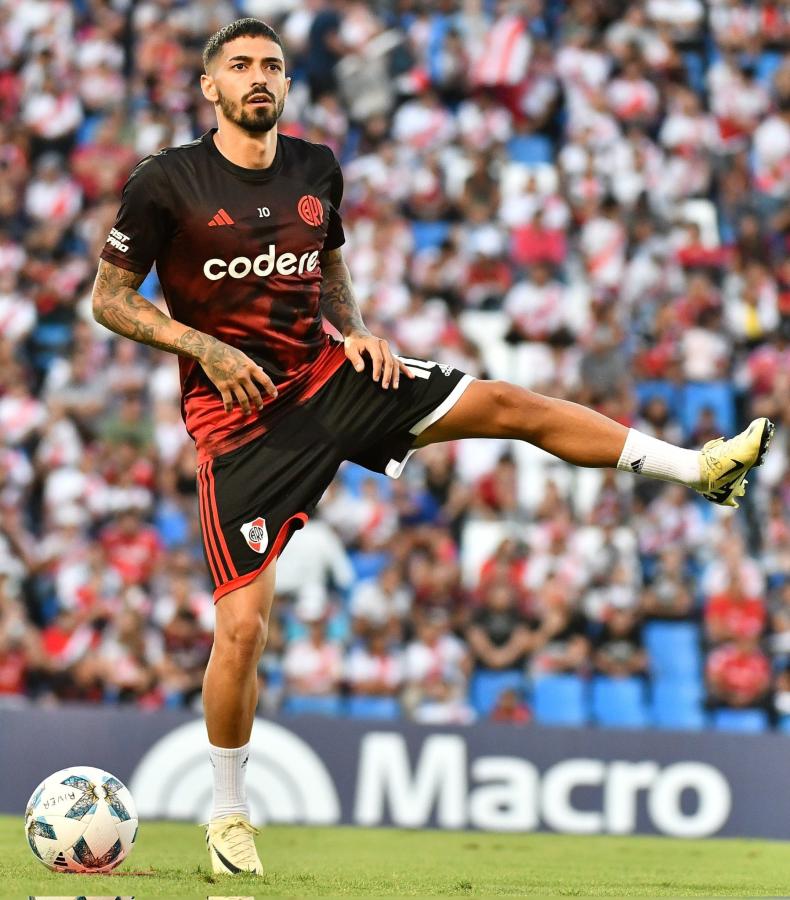 Imagen Lanzini ya está repuesto y comenzará la pretemporada al 100%.
