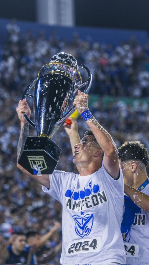 Imagen Valentín Gómez, figura de Vélez campeón 2024.