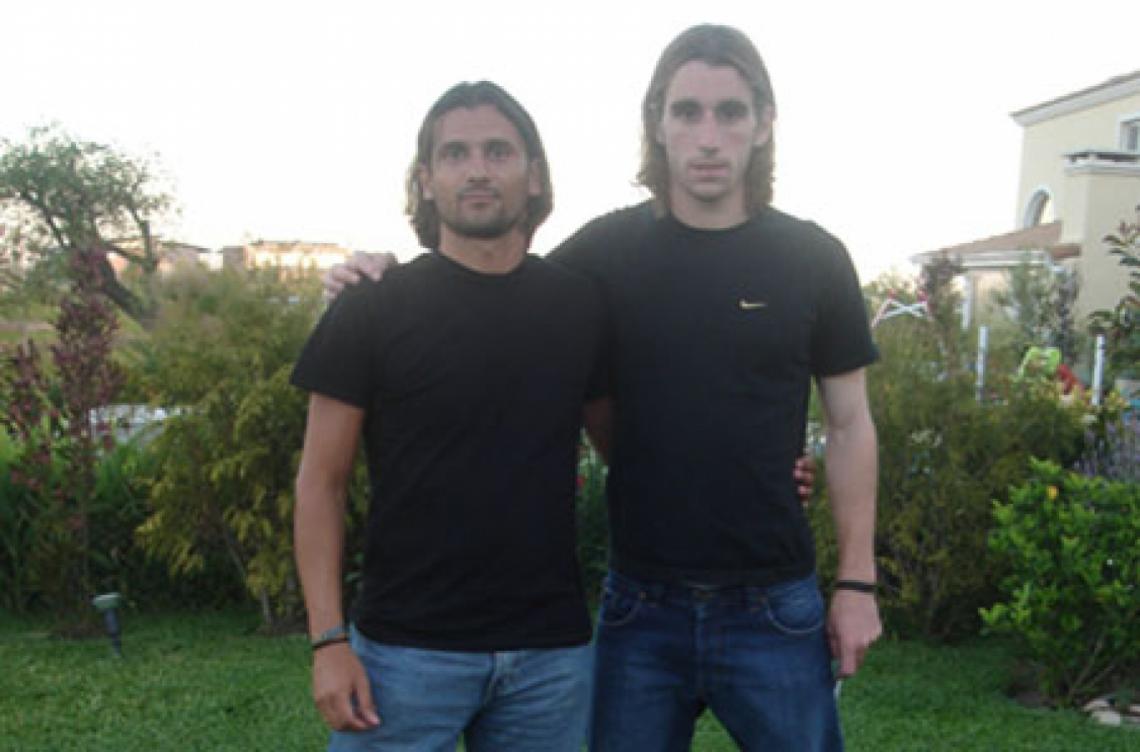 Imagen GHIRARDI -a la izquierda- junto a Andrés Franzoia, uno de sus representados.