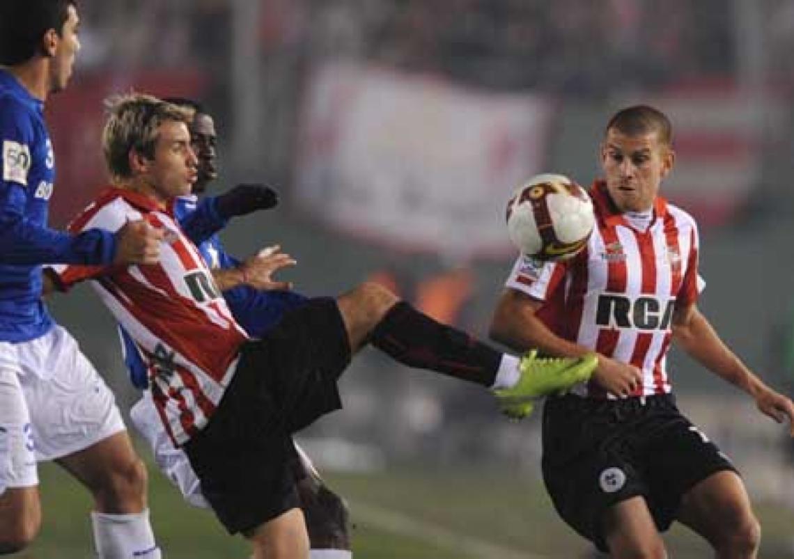 Imagen GATA GOL. La Gata Fernández, que recalará en México en la próxima temporada, tuvo una despedida inmejorable. (Foto: Alejandro del Bosco)