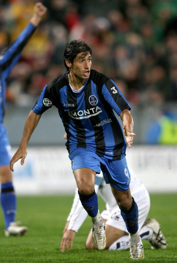 Imagen EN EL PISA. Allí, marcó 21 goles en un campeonato y se transformó en el jugador del club que más convirtió en una campaña.