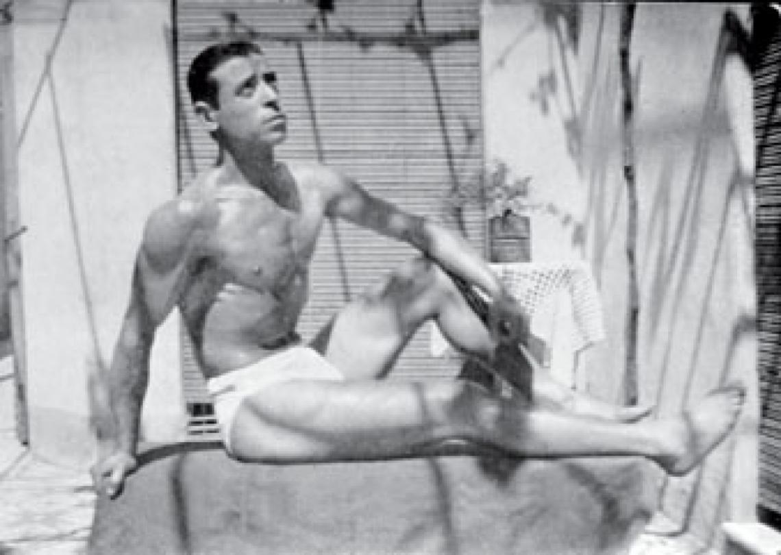 Imagen UNA escultural pose de Angelito en sus años de gimnasta.
