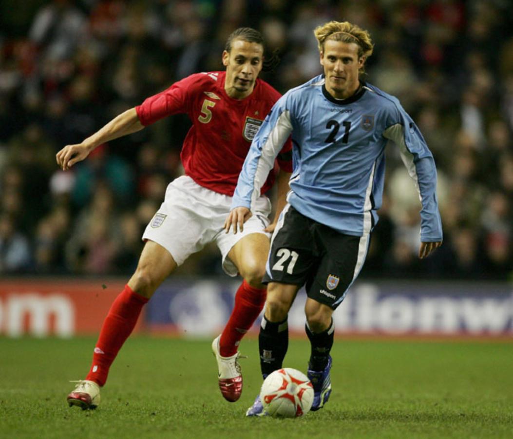 Imagen Para Diego Forlán, la Selección de Uruguay está por encima de Bielsa y de los jugadores.